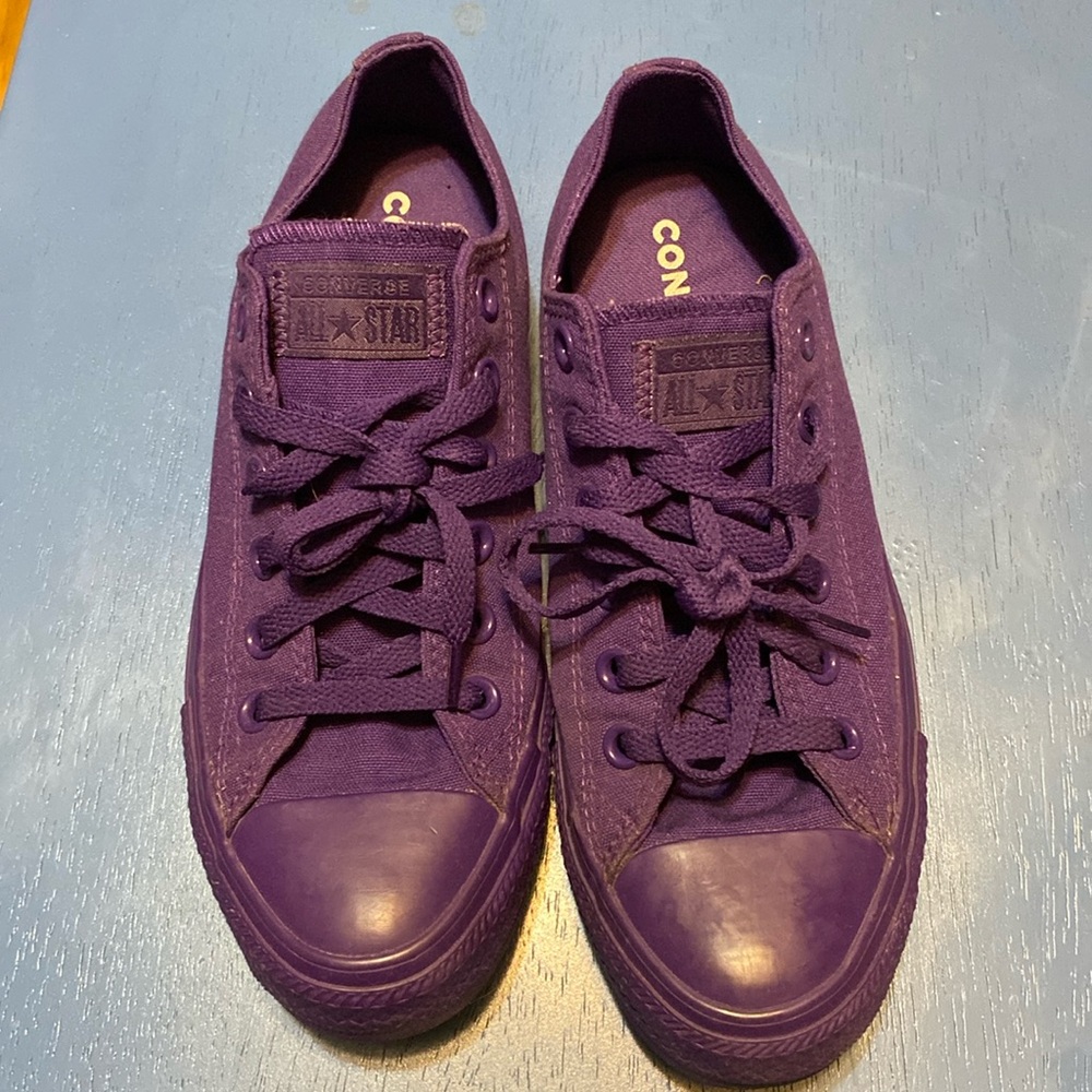 low top deep purple custom converse